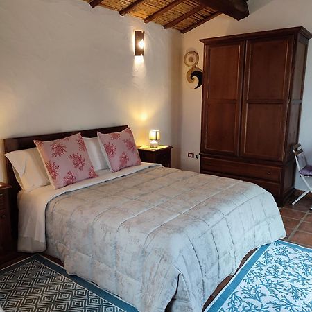 Stazzu Barecca B&B Cugnana Verde Exterior foto